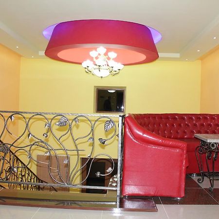 Princ Plaza Hotel エレバン 部屋 写真