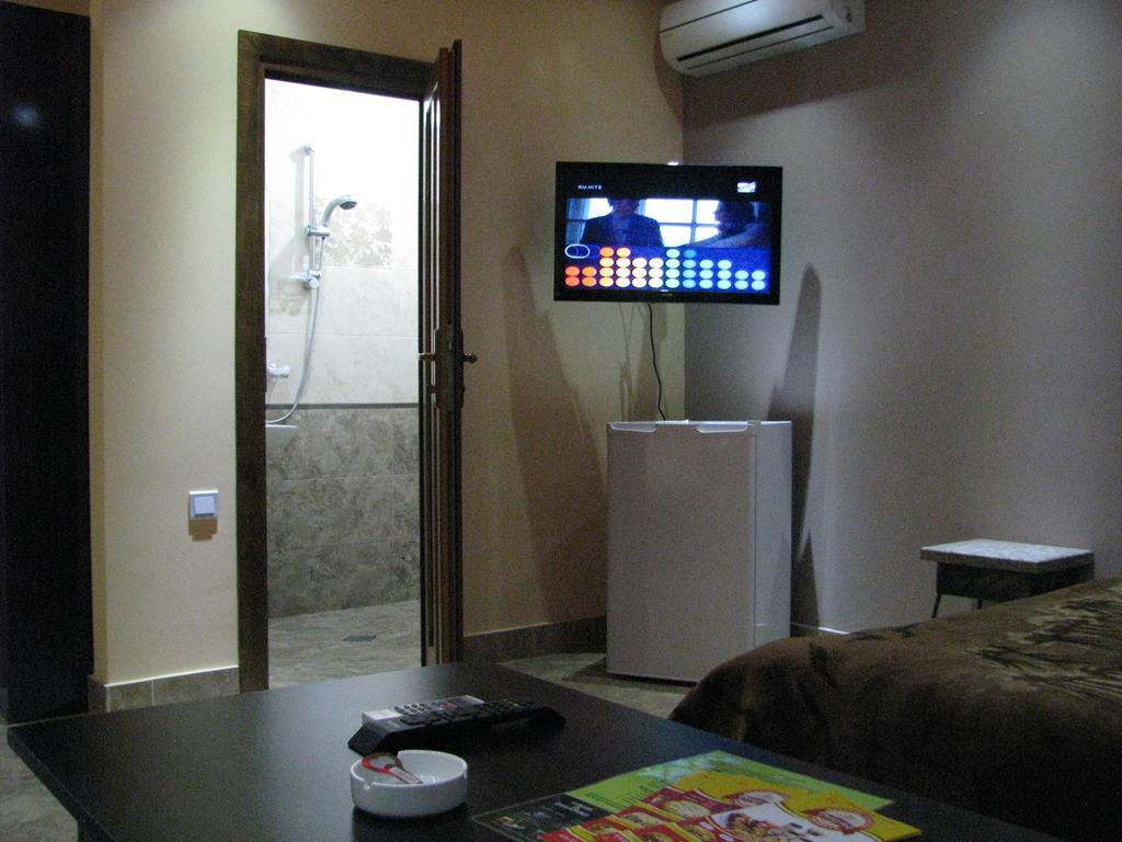 Princ Plaza Hotel エレバン 部屋 写真