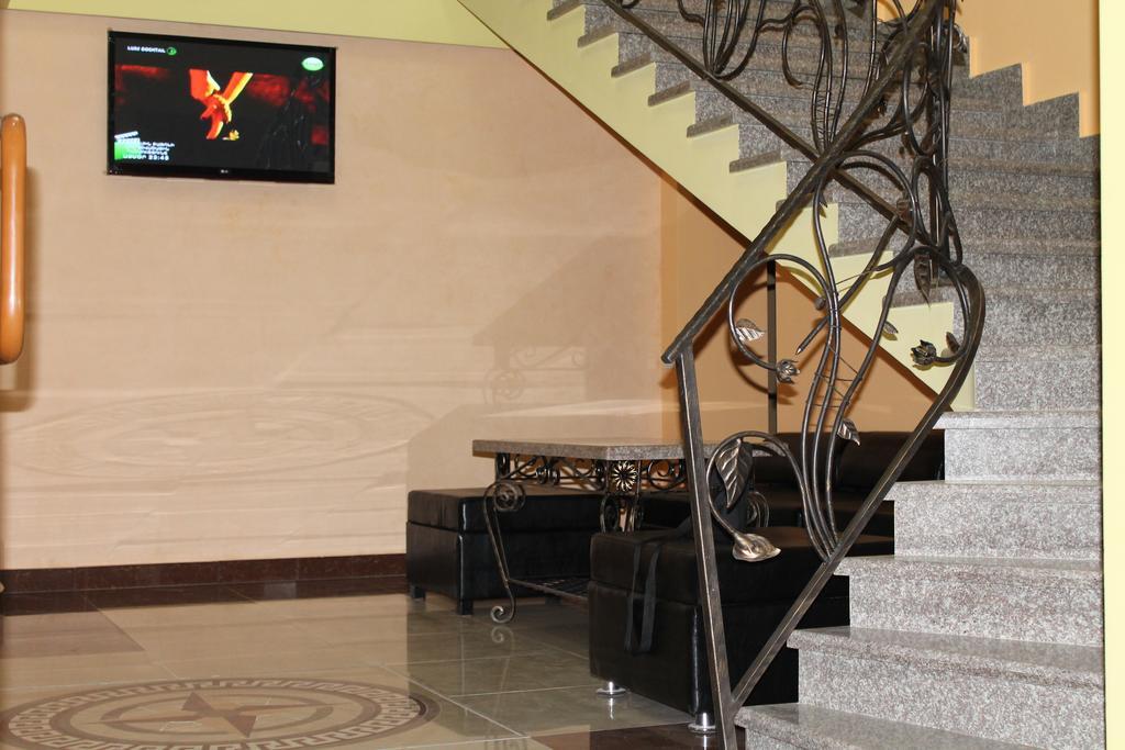 Princ Plaza Hotel エレバン 部屋 写真